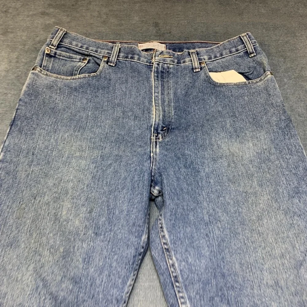Vintage Levi Strauss Signature Jeans Mens 38x34 Blue Denim Cotton Classic Fit